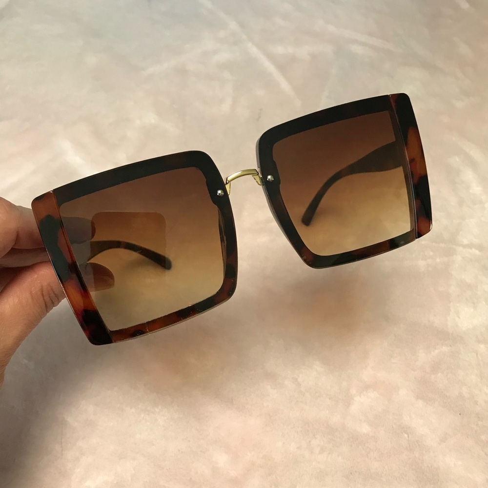 Womens Sunglasses Oversized Thick Tortoise Shell Brown Square Fashion - Picture 9 of 16